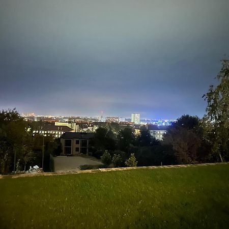 Панорамні Апартаменти Uzjhorod Eksteriør bilde