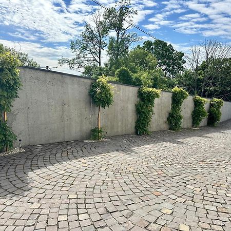 Панорамні Апартаменти Uzjhorod Eksteriør bilde